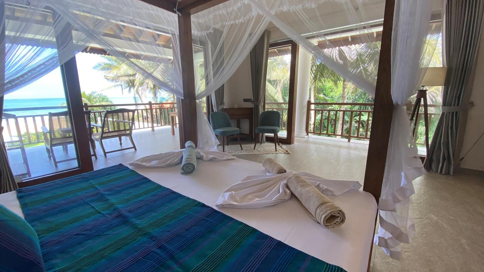 Sea Star Boutique Hotel Hikkaduwa Bagian luar foto